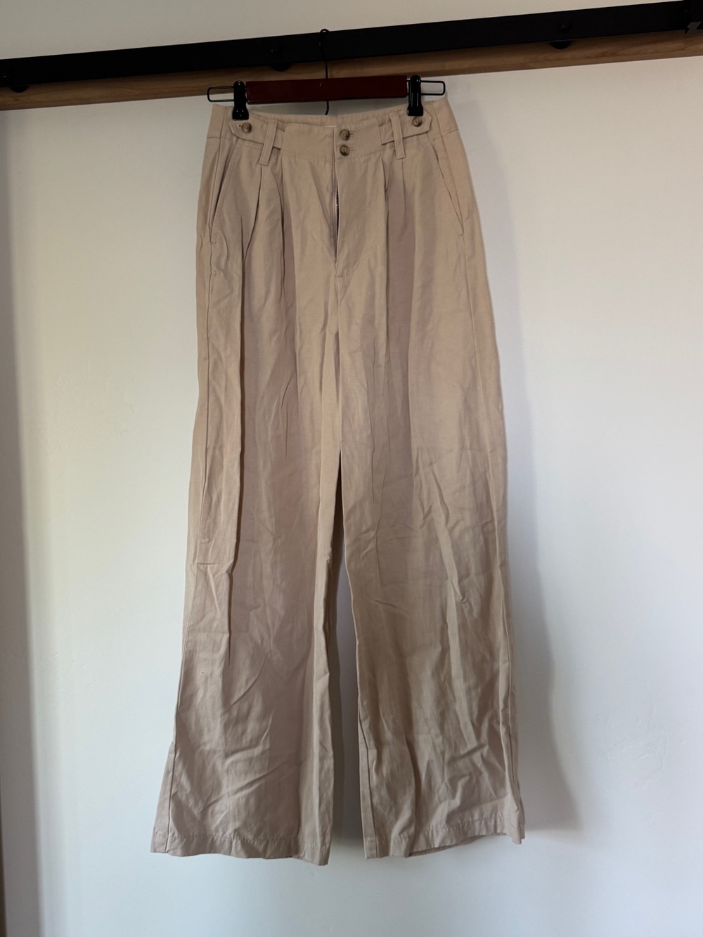 Madewell Beige Wide-Leg Pleated Chinos